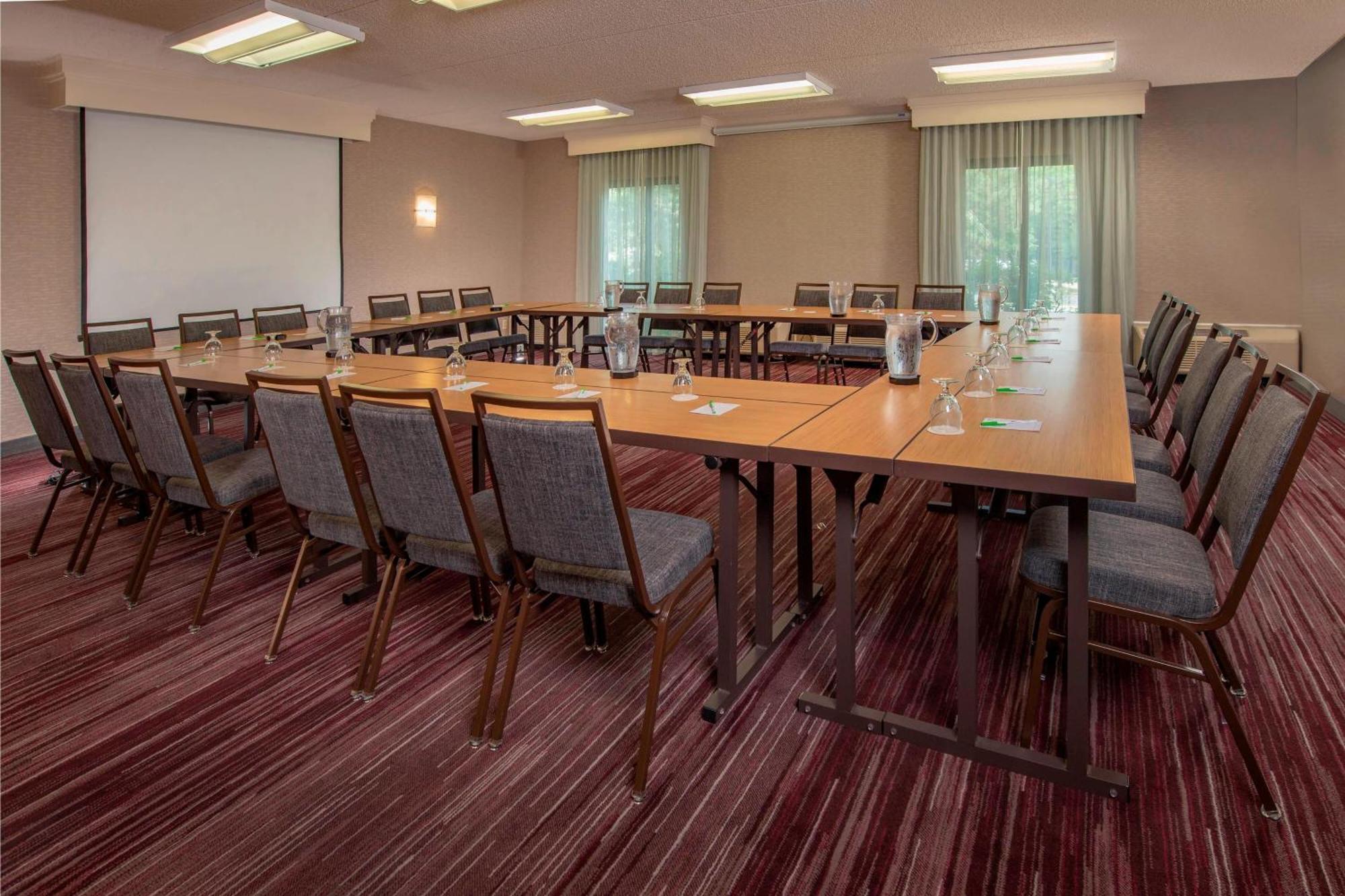 Courtyard By Marriott Rockville Luaran gambar