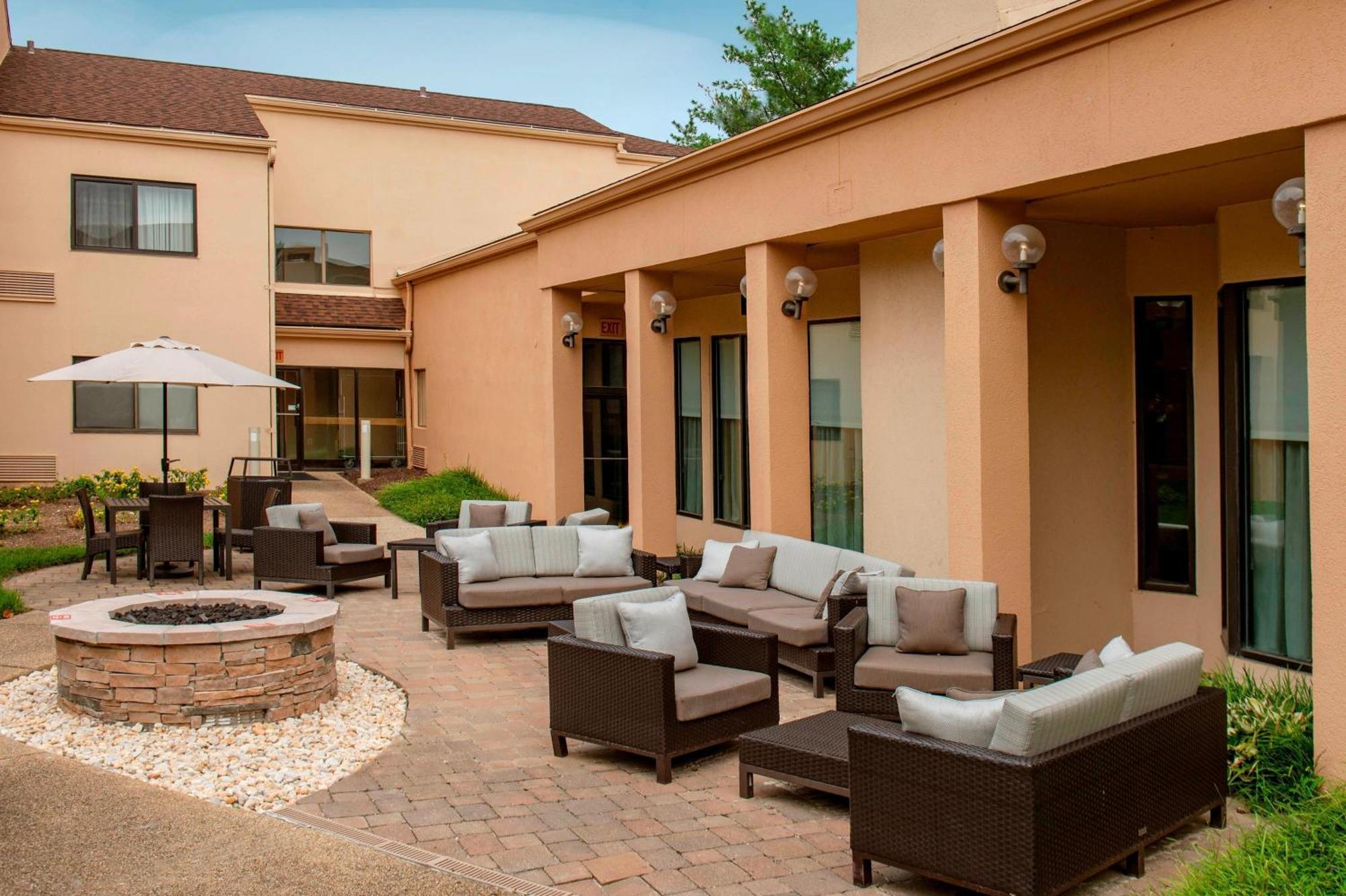 Courtyard By Marriott Rockville Luaran gambar