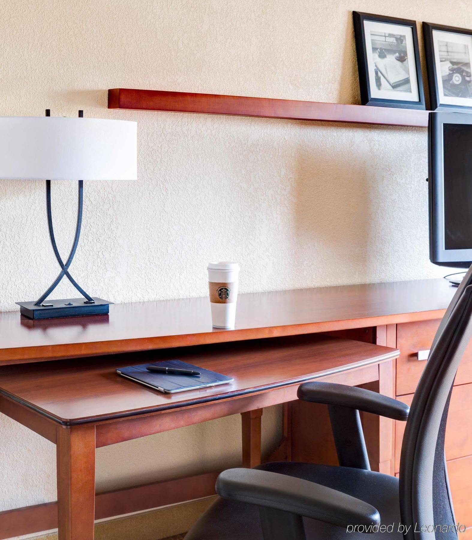 Courtyard By Marriott Rockville Luaran gambar