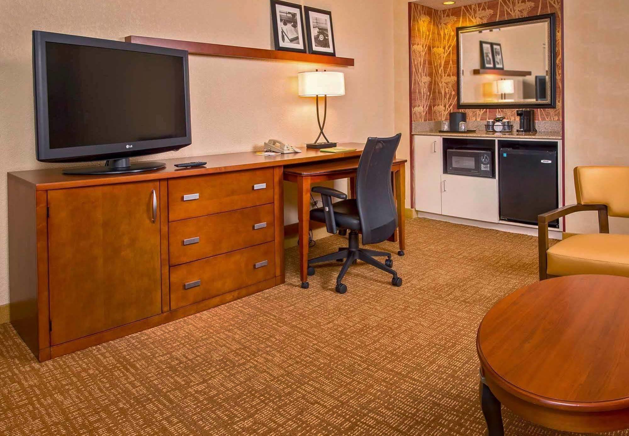 Courtyard By Marriott Rockville Luaran gambar